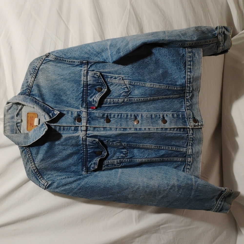 (D-5) SALE! Levis Vintage 80's Denim Button Down Trucker Jacket Sz.48 Unisex